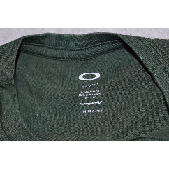 Oakley Gym Shirt Mens Size Medium Green Polyester Blend Performance - Picture 5 of 6